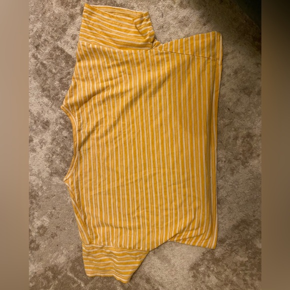 forever 21 cropped shirt - Picture 2 of 2